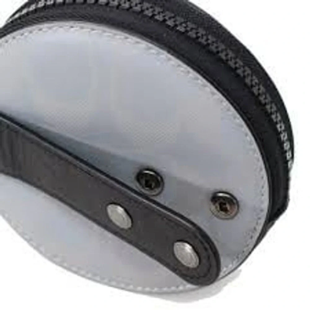 COACH ROUND HYBRID POUCH IN REFLECTIVE SIGNATURE CANVAS NWOT